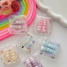 ناخن مصنوعی کودک