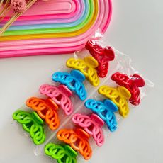 کلیپس دخترانه زنجیری لاکی