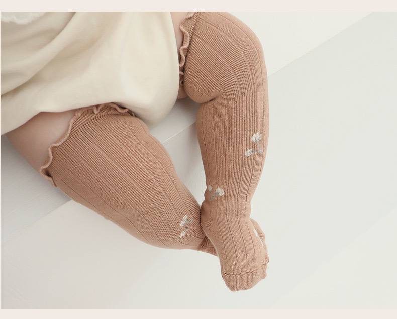 جوراب بچگانه بالا زانو لب چیندار